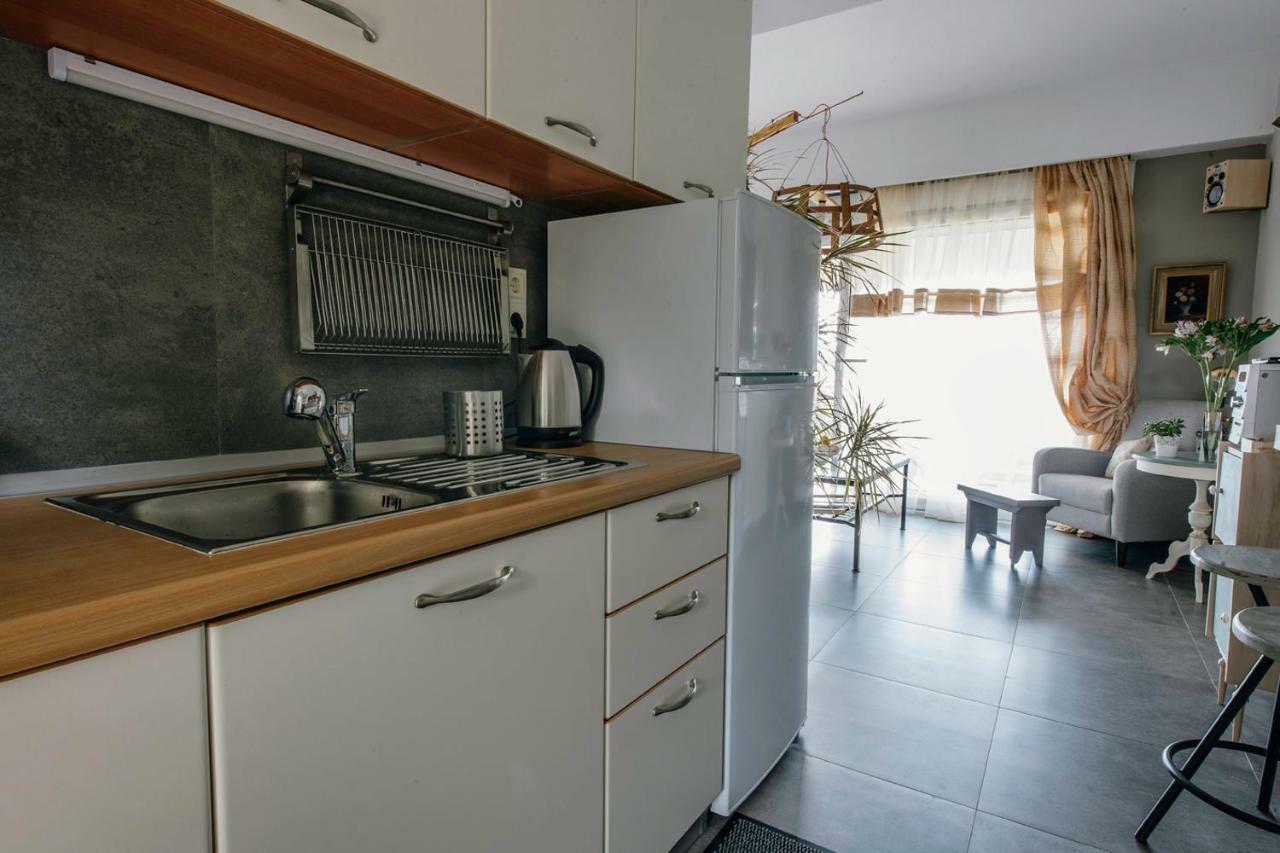 Loft Apartments Komotini Buitenkant foto